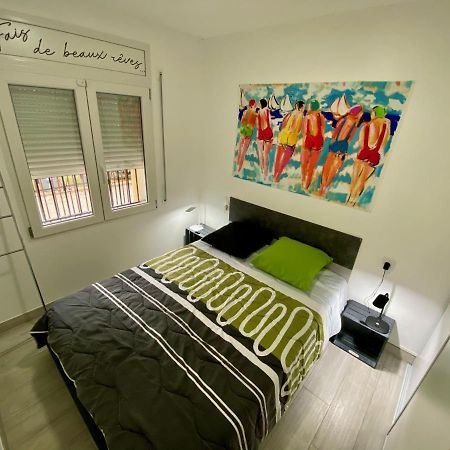 אמפוריבראבה Superbe Appartement , Tout Confort, 40 M2 + 10 M2 Terrasse מראה חיצוני תמונה