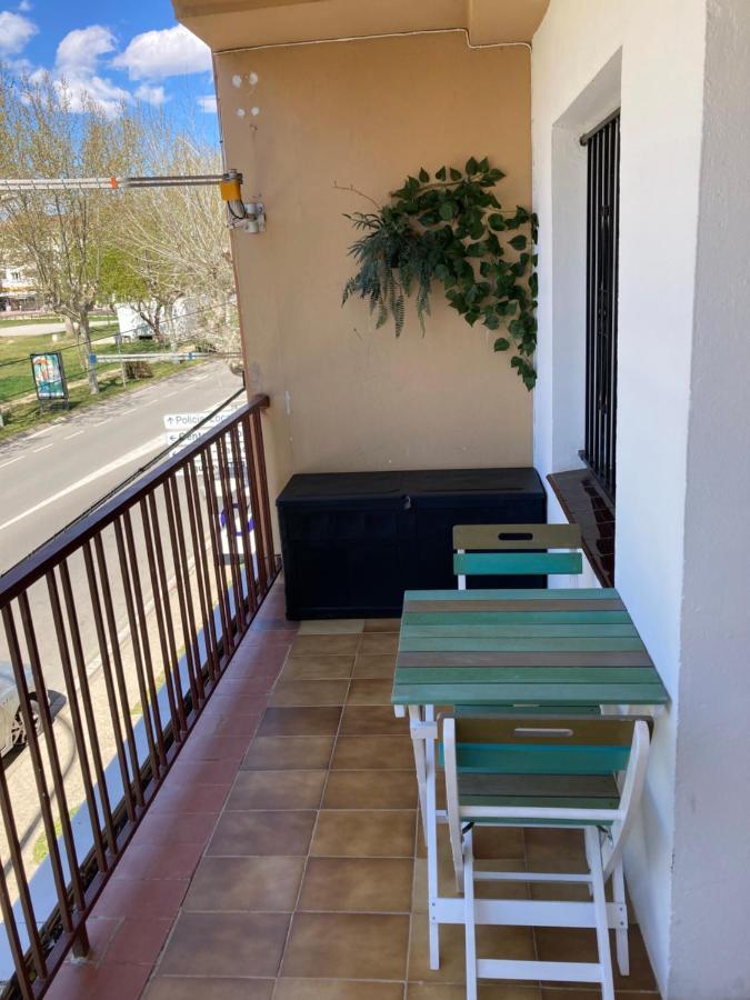אמפוריבראבה Superbe Appartement , Tout Confort, 40 M2 + 10 M2 Terrasse מראה חיצוני תמונה